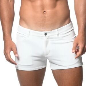 ST33LE OFF WHITE 3" INSEAM STRETCH KNIT JEANS SHORT NWT
